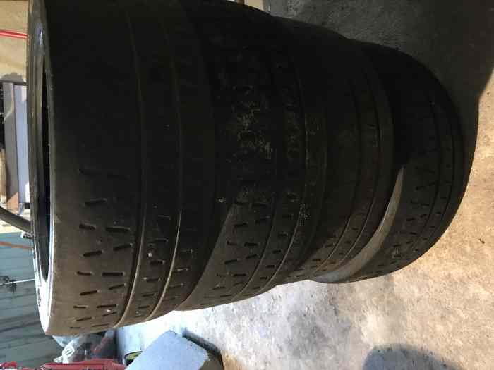 Brade pneus Pirelli Competition RK5, RK7A et RKW7A en 17 pouces 1