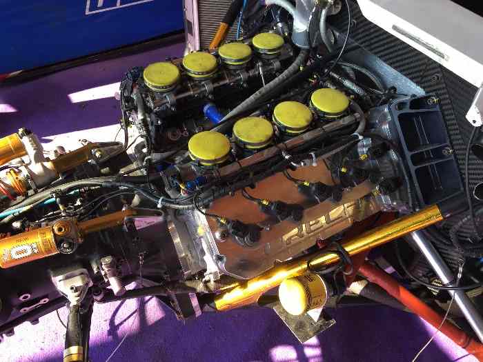 V8 BMW 4L S65 0