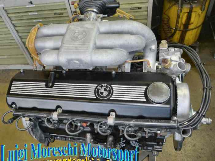 BMW 323i E21 Engine - M20B23KE 4