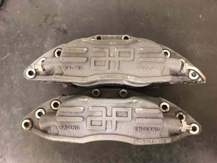 2 etriers AP RACING TYPE 3344 MONOPLACE FIXATION  RADIAL 130MM 1