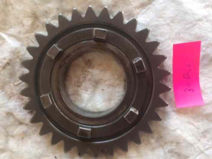 pignons Ricardo boite FFD6 megane maxi VENDUS 3