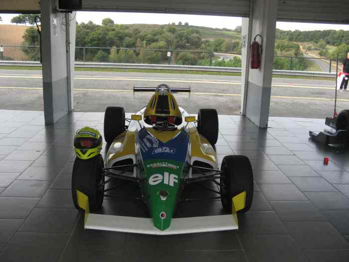 Monoplace Formule Renault 2