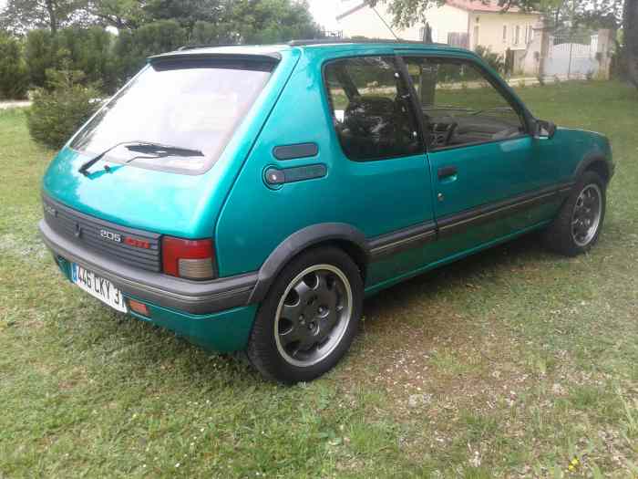 205 gti griffe 4