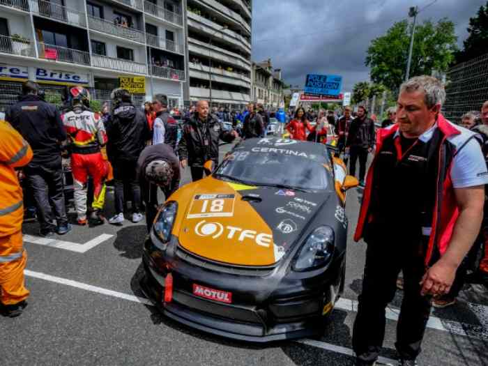 Porsche Cayman GT4 Clubsport MR- COOL Racing #18 1