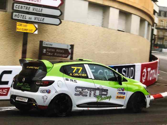 A saisir Clio Cup 4 1