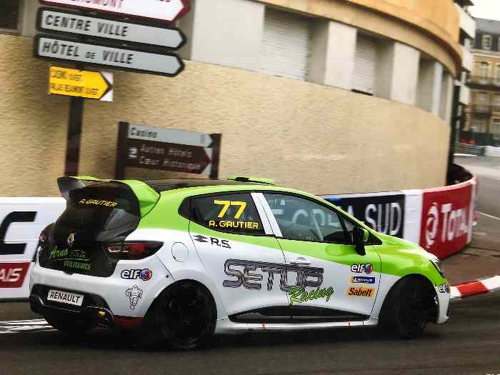 A saisir Clio Cup 4 1