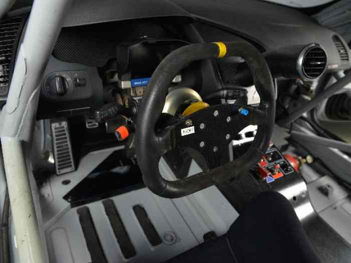 AUDI R8 LMS GT3 2012 4