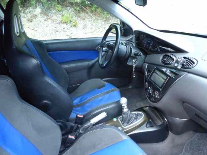 Ford FOCUS RS MK1 2