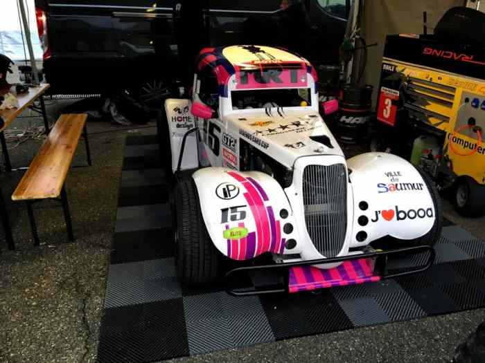 Legend car 2