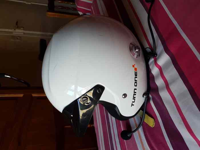 Casque turn one 1