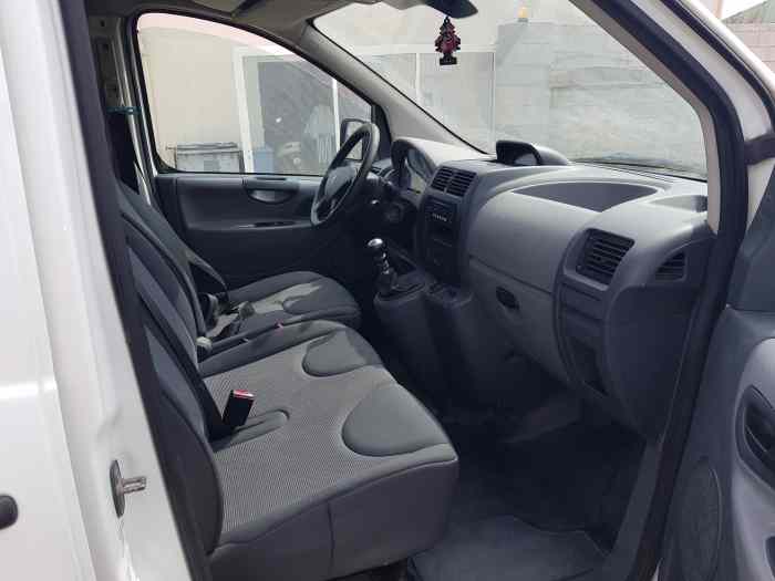 Peugeot EXPERT 2.2l HDI 120CV BOITE6 LONG 3 PLACES 2