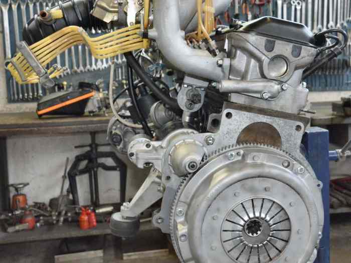 BMW 323i E21 Engine - M20B23KE 3