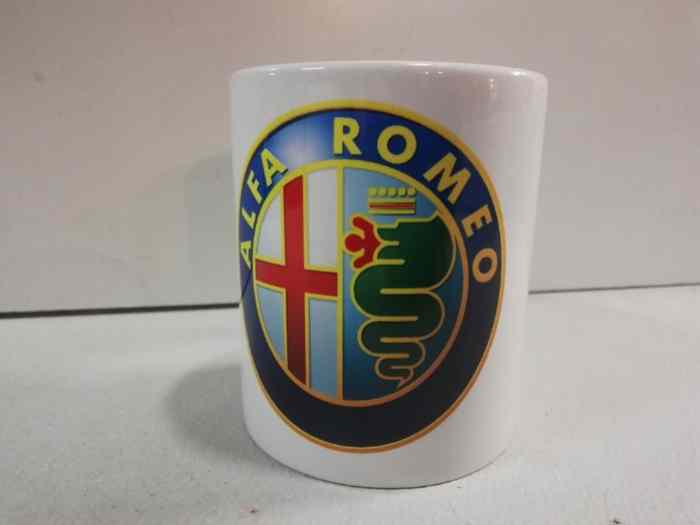 Mug Mercedes - Tasse En Céramique Blanche - Neuf Sous Emballage - Idéal Cadeau Fan Auto