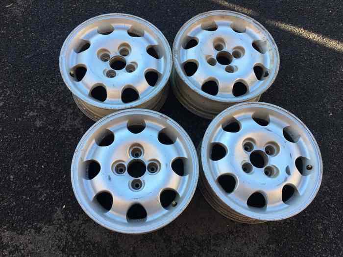 4 jantes de 205 GTI