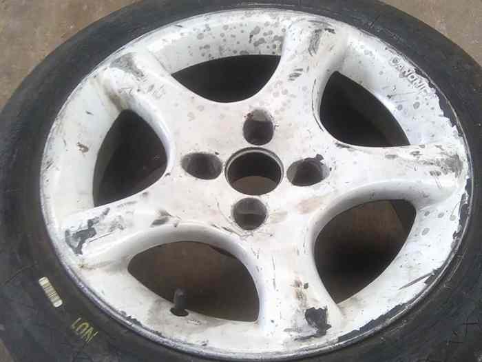 2 jante cyclone 15p . 0