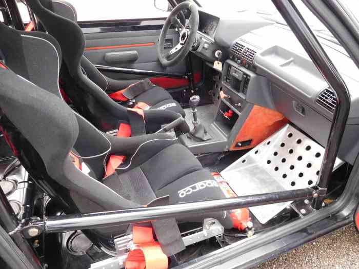 Peugeot 205GTI 1985 – photo 3 sur 6