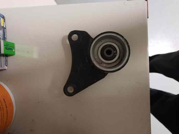 Support balancier moteur inférieur 106 saxo
