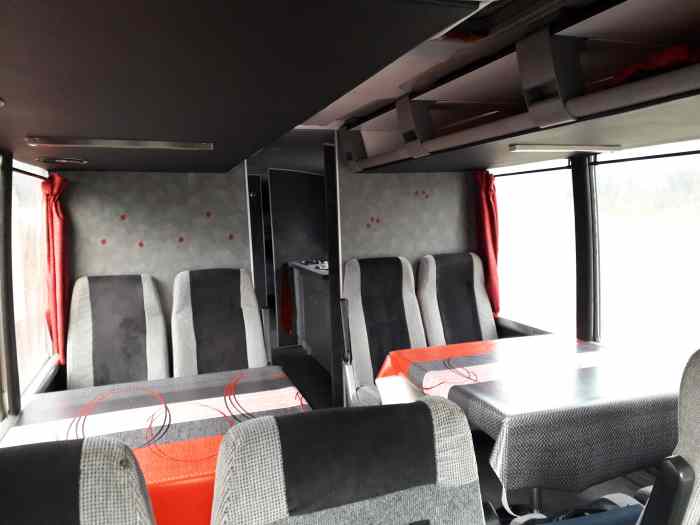 Bus aménagé. 3