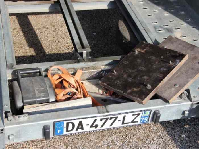 Remorque porte voiture fermée 2