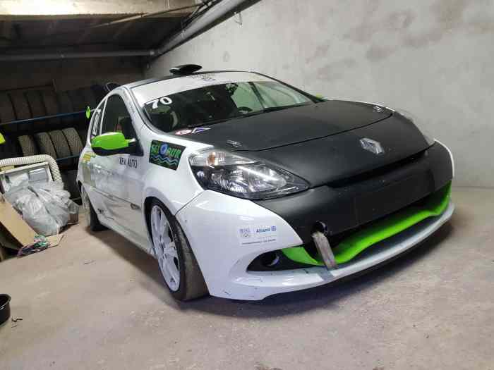 Clio 3 cup evo 2010 1