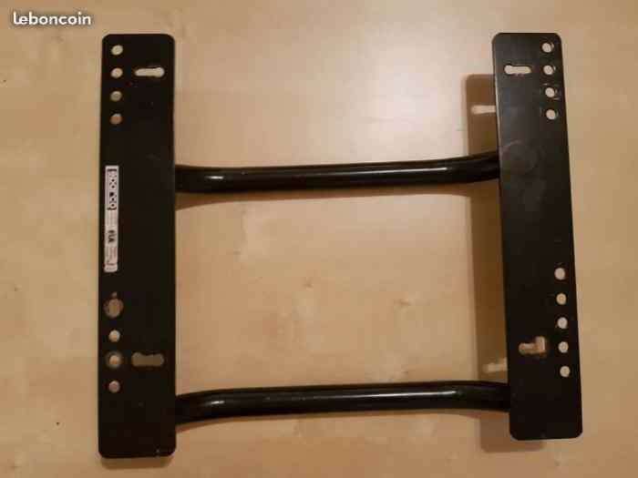 Fixation sièges baquets sparco 1