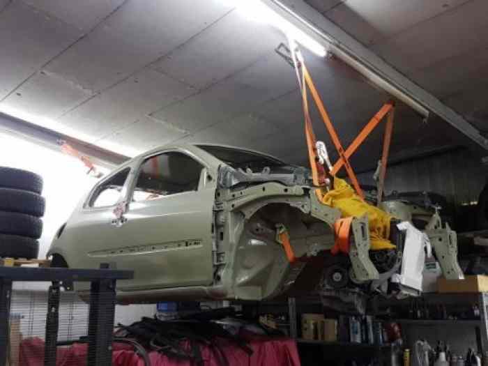 Renault Clio Cup 3 Chassi NEU 0