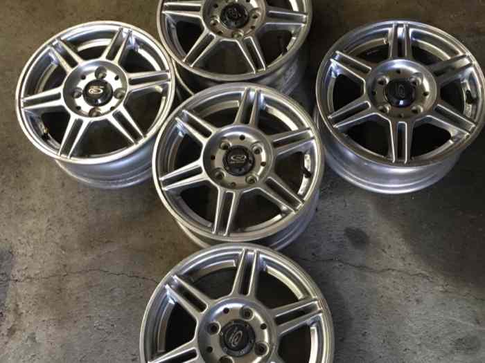 5 jantes rota wheels en 13 pouces