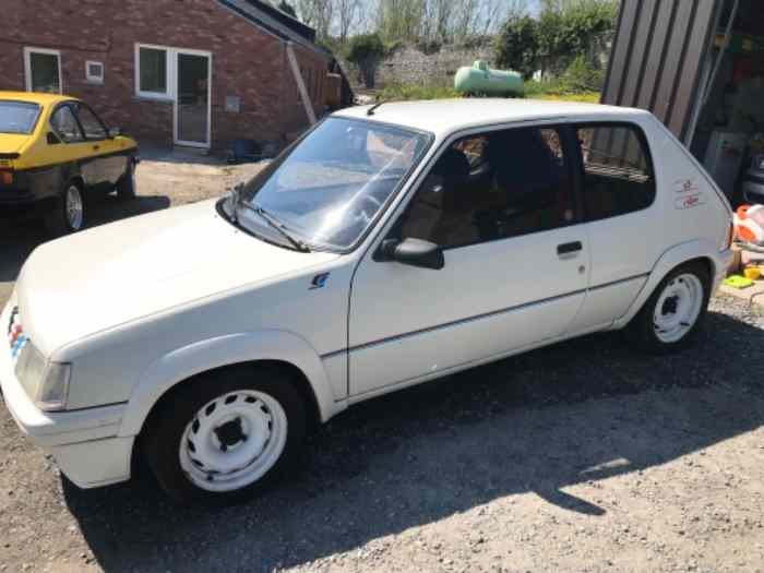 Peugeot 205 rally 1.9l
