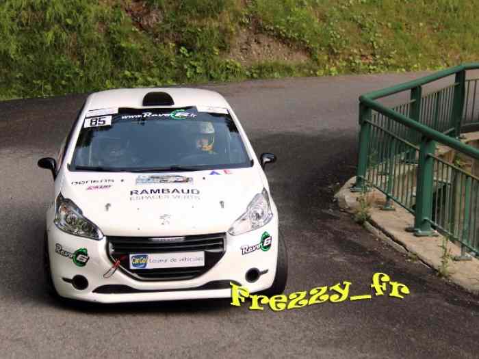 Location / vente 208 R2 (Promotion spécial fin de saison) 2