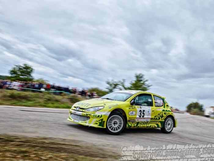 206 F2000-14 – photo 2 sur 4