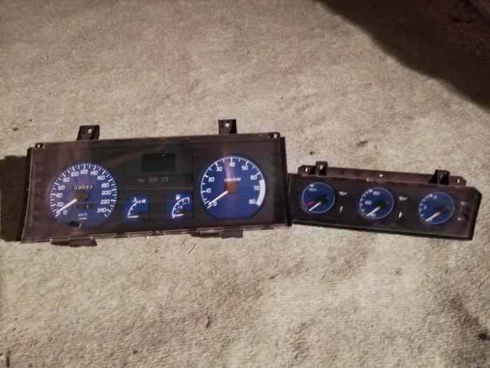 Compteur bleu clio Williams