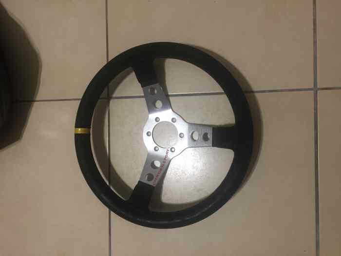 Volant tulipé citroën sport