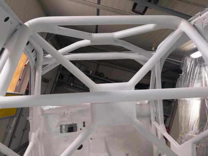 Peugeot 206 FIA roll bar shell - NEW BUILD - FOR SALE 5