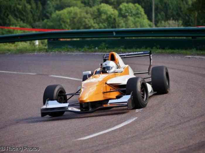 Formule Renault 2.0 Caparo 2