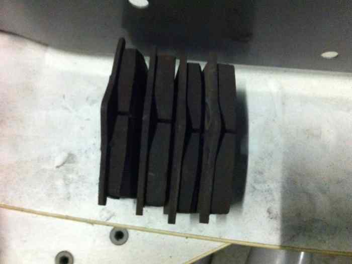Plaquettes arrières Clio 3 RS Carbonne Lorraine 2