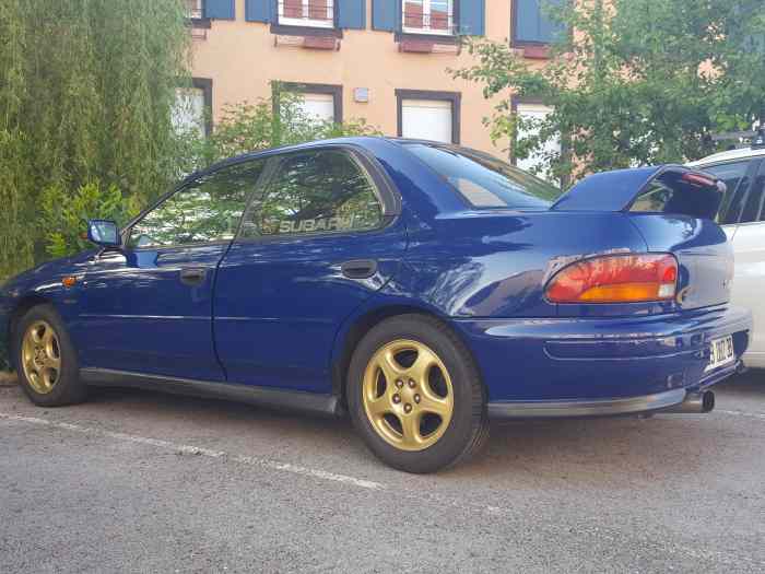 Subaru impreza GT turbo 1