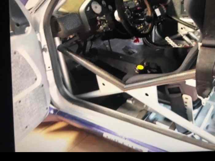 106 maxi f2000 3