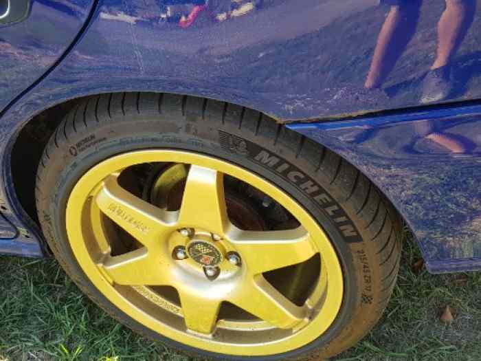 Subaru impreza GT turbo 5