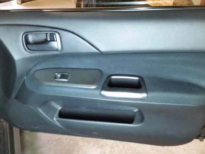 Pièces Mitsubishi evo 9 2