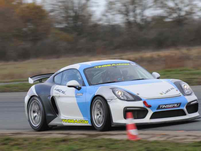 LOCATIONS pièces et voitures de course à vendre, de rallye et de circuit.