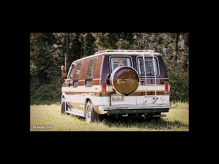 Exceptionnel van américain Ford Econoline E150 de 1984 avec 30000 miles d