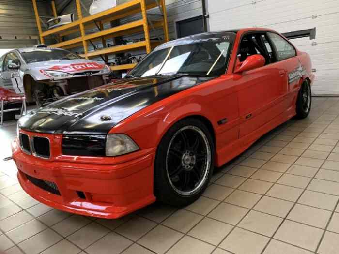BMW M3 3.2 350 CH Préparation circuit - drift 0