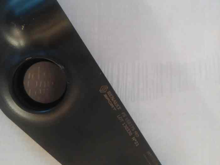 MEGANE TROPHY V6 : Camberbloc acier Ref. 77 11 158 175 2