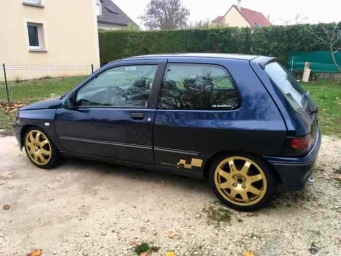 Clio 16s/Williams