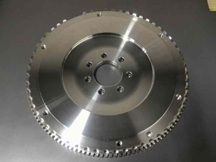 F7R Clio Megane. Je pistons & steel flywheel 1