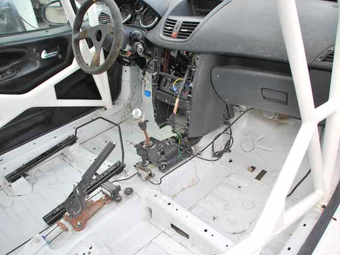 Caisse 207 THP Peugeot Sport 5