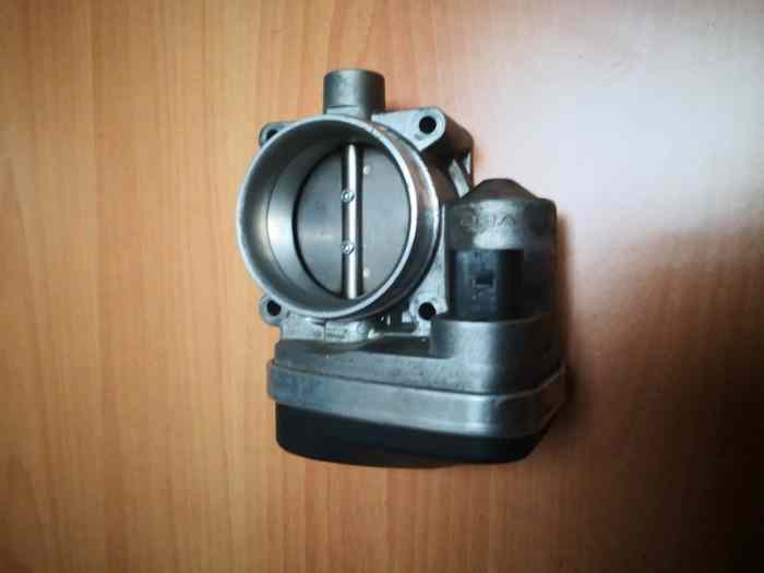 Clio 3 cup 197/203 RS parts. 5