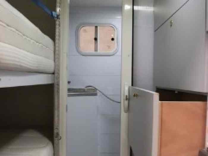 Camion assistance rallye Mercedes Actros 4