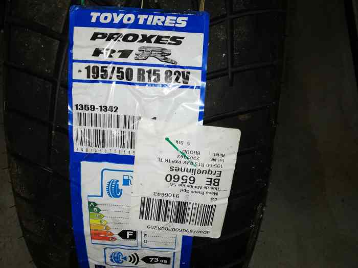 Pneu toyo r1r 195/50/15 0