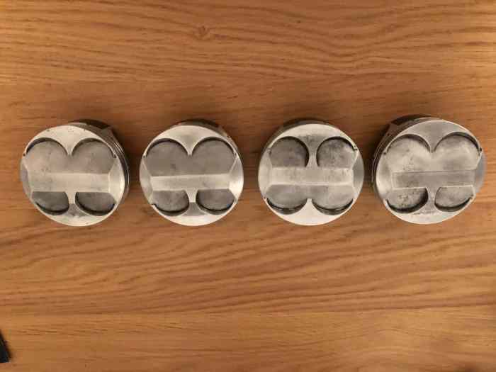 Pistons 84mm megane maxi / clio maxi  VENDUS 4